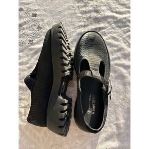 NWOT Call It Spring Size 7.5 Amelya Mary Janes Black Vegan Platform Lug Sole